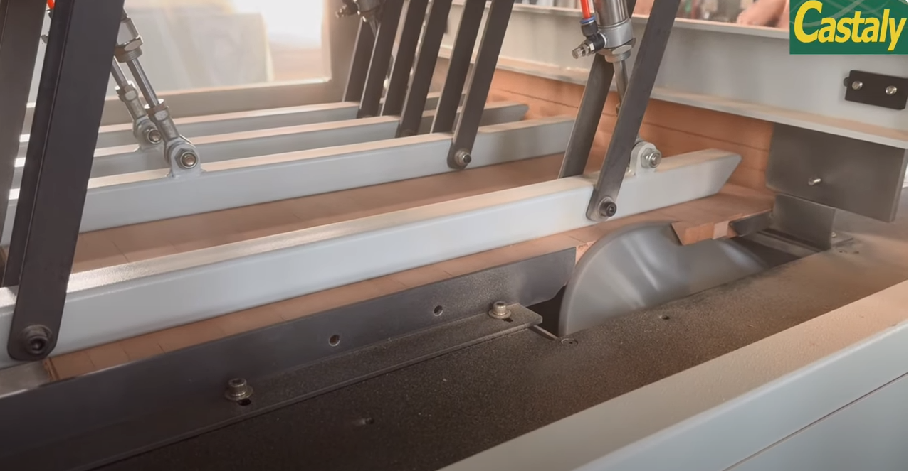 Castaly - Frame-Rim-Box 45 Degrees Multiple Rip Saw